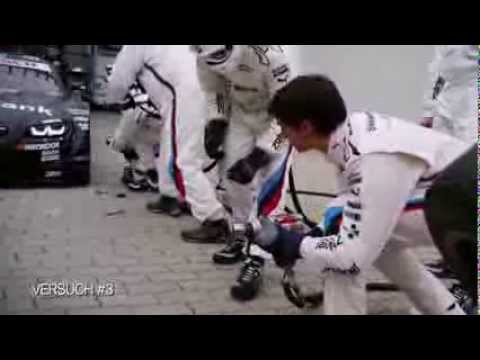 Bruno Spengler beim Boxenstopp.