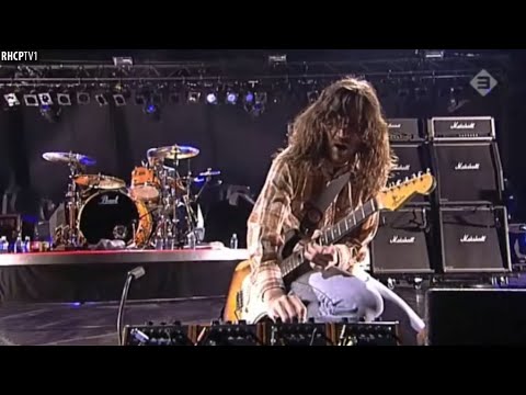 When John Made His Guitar Sound Like A Synth! (Flea And Chad Created A Mesmerizing Rhythm!!!)