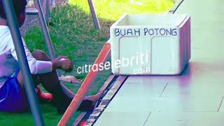  Onyo Tiba di Lapangan, Langsung Bersiap Main Bola Bareng Selebriti FC