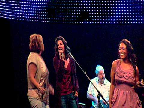 Amy Grant- Put a Little Love In Your Heart ft. Sandi Patty & Mandisa