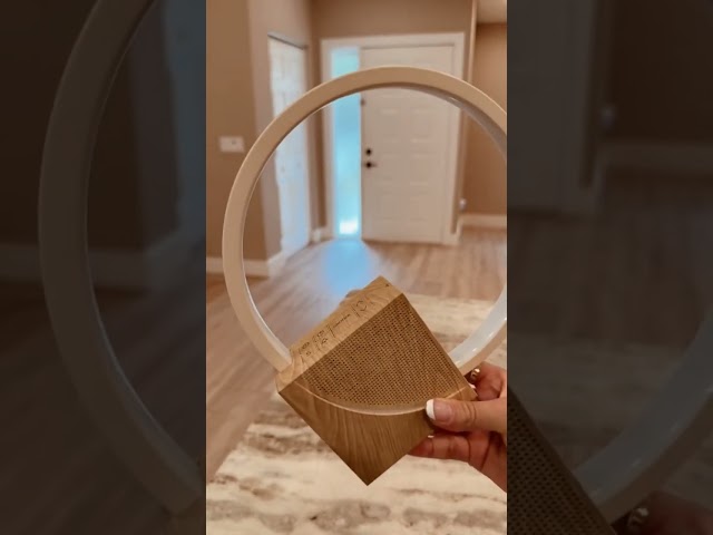 Vídeo relacionado con blonbar Reloj despertador, reloj de alarma 3 en 1 con luz nocturna, ayuda para dormir con 10 ruidos blancos y 10 sonidos naturales, lámpara de mesita ajustable de 3 niveles para dormitorio, habitación