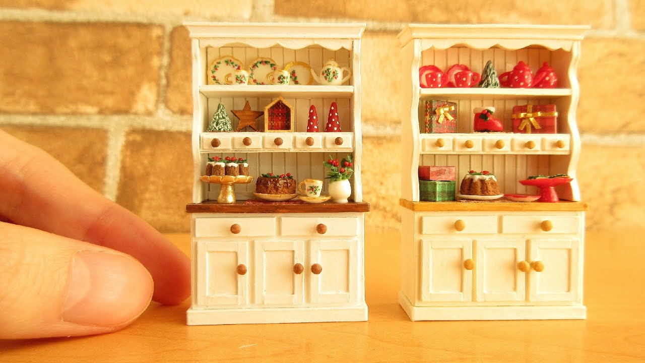 DIY mini mini Christmas Cupboard🎄✨DIYミニミニ クリスマスカップボード | Dollhouse | Miniature Furniture