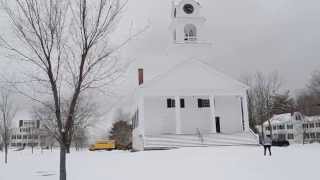preview picture of video 'Bell Ringing for the 150th Anniversary of the End of the Civil War, Paris Hill, Maine'