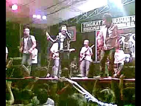 Lizat featuring Dino Syabasti n Ervanka Agung