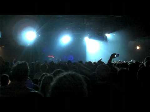 ILL AUDIO intro - Skunk Anansie - Electric Ballroom - 07.10.2009