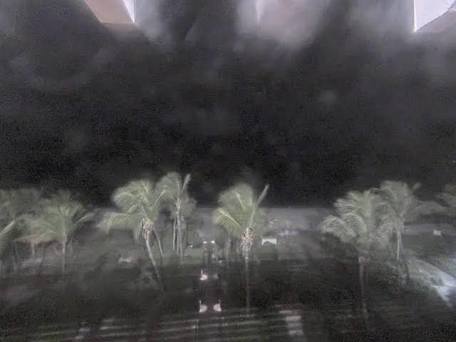 Live webcam view of Grace Bay Beach from Villa Renaissance
