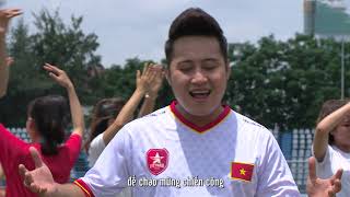 Áo đỏ tôi yêu