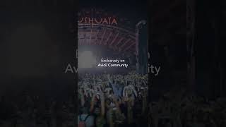 Share your memories and watch Avicii’s last show on avicii.com/community ◢ ◤