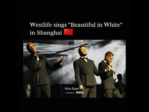 Westlife sings "Beautiful In White" in Shanghai, Chins