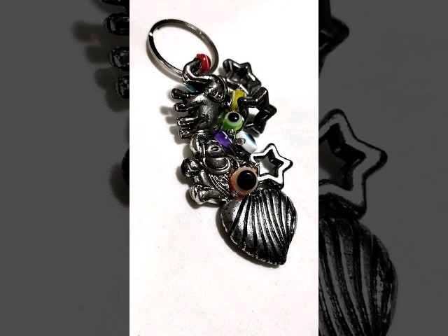 Vídeo relacionado con Llavero de cristal natural amuleto de la suerte para nuevos comienzos, regalo de buena suerte, calendario de adviento, llenado, mucha suerte, regalos para la entrada a la escuela, graduación, para