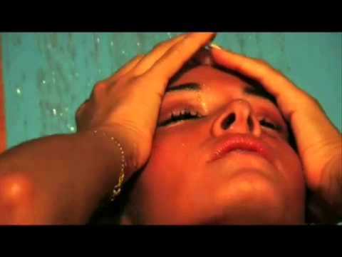 Karosa Ft.Kledia Burning Passion.wmv