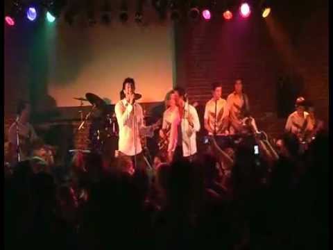 Leo Guayan ... Otro dia mas sin verte ..---