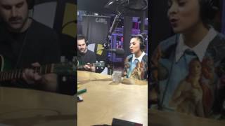 Le Retour | L'artiste Mimo interprète "Searching for your love"