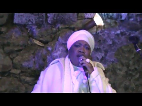 IRINA AROZARENA -HALLELUJAH-