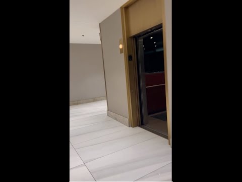 Beautiful FAST Otis elevators at Chicago marriott downtown Magnificent mile