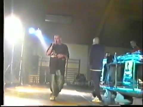 MORSDOOD - LIVE - SPORTHAL, MENEN 2001