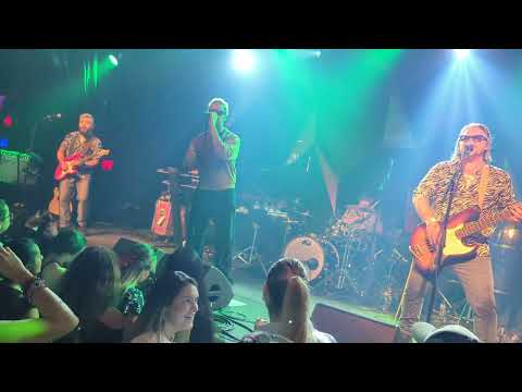 Los Amigos Invisibles - Tuyonama (En vivo 15 de Abril de 2023, Brooklyn, New York, USA)