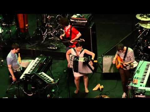 Snarky Puppy (feat. Magda Giannikou) - Amour T'es La Live in Montevideo, Uruguay