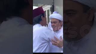 Download lagu Momen Haru Pertemuan Ustadz Abdul Somad Dengan Habib Rizieq Shihab #shorts mp3 Download lagu Momen Haru Pertemuan Ustadz Abdul Somad Dengan Habib Rizieq Shihab #shorts mp3