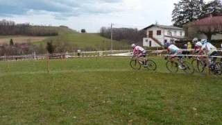 preview picture of video 'Cyclo cross Montferrat cadets le 29/11/09 .wmv'
