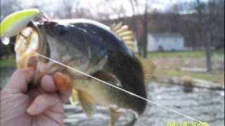 preview picture of video 'April 13 18 Fishing Trips Lake Musconetcong and Cranberry'