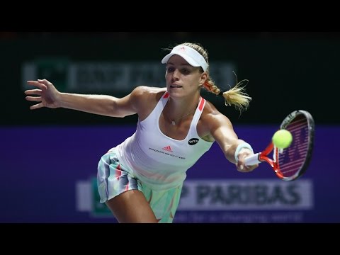 Angelique Kerber vs Agnieszka Radwanska | 2016 WTA Finals Singapore Semifinal Highlights