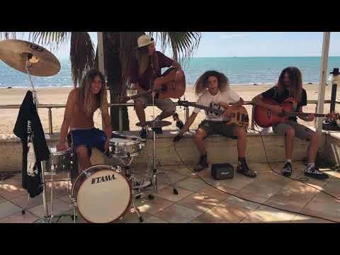 PHANTOM PLANET - California