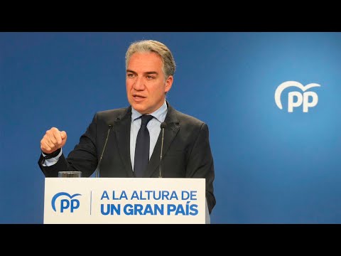 Elías Bendodo ofrece una rueda de prensa tras el Comité de Dirección