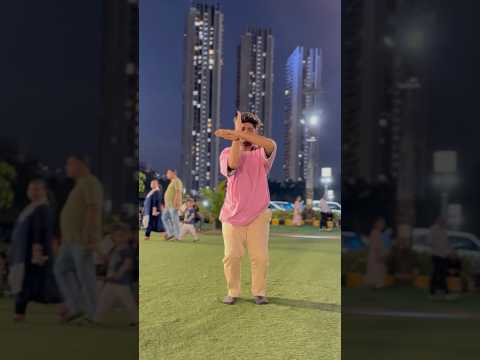 Jay Varal Alag Aasman...