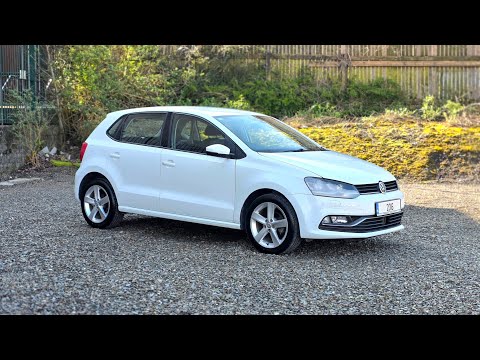 2016 Volkswagen Polo Highline - Image 2