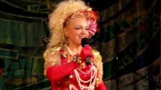 течёт ручей бежит ручей кадышева. кадышеву течет ручей бежит ручей. течёт ручей бежит текст кадышева. слова песни кадышевой течет ручей. золотое кольцо бежит ручей.