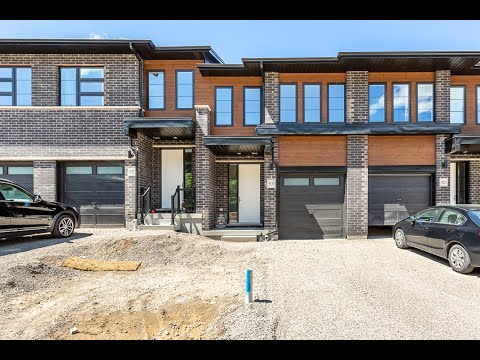 905 Robert Ferrie Drive Kitchener
