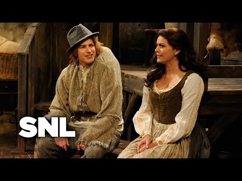 Confident Hunchback - SNL