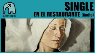 En El Restaurante Music Video