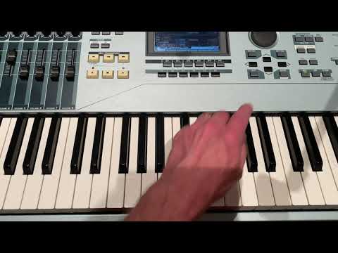 Transposing on a Yamaha MOTIF XS8 keyboard