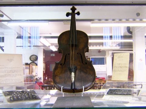 Titanic bandmaster's violin up for auction