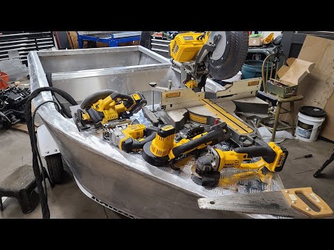 image-How do you cut an aluminum screen frame?