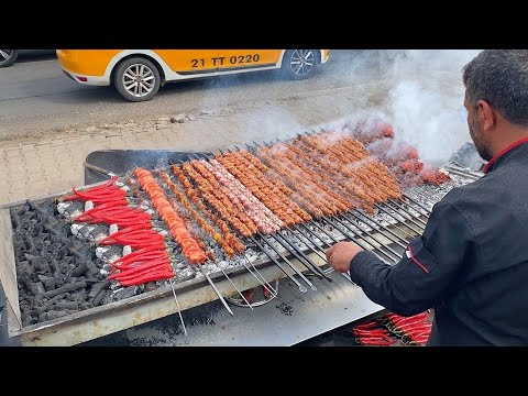 Thousands of People Line Up For These Fresh and Delicious Kebabs and Salads - Street Food