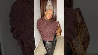 My Favorite chunky chocolate brown sweater 🤎