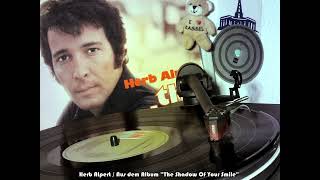 When A Man Loves A Woman / Wes Montgomery