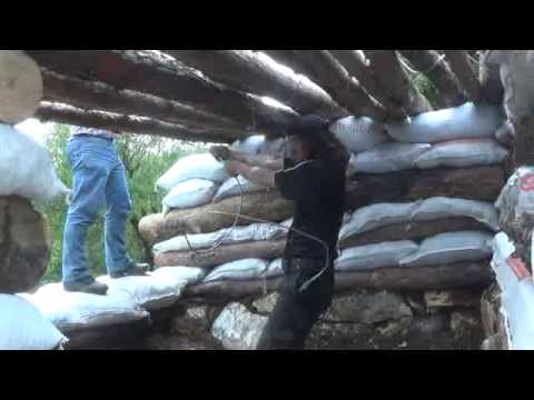 تجهيز الخنادق في جبل الأكراد من قبل كتيبة الظاهر بيبرس التابعة لكتائب أنصار الشام في ريف اللاذقية