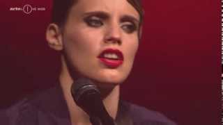 Anna Calvi - Bleed into me (Live@La Gaîté Lyrique, Paris)