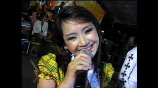 Download lagu Awal Rena KDI Gabung Ke Monata - Roda Kehidupan - Rena Movies - Monata Lawas live Pandaan 2008 mp3