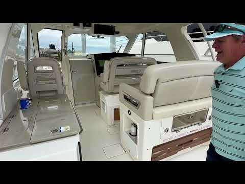 2021 Boston Whaler Realm 380 Dream Chaser Video