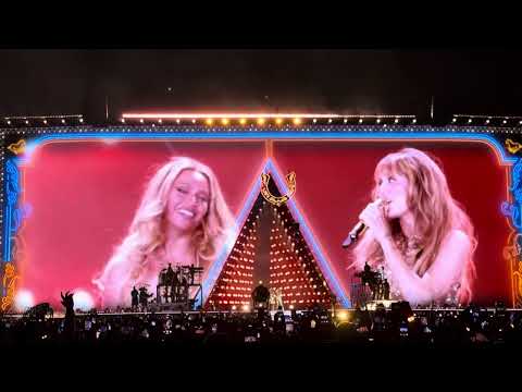 Beyoncé & Miley Cyrus - II MOST WANTED - Live debut at the Cowboy Carter Tour in Paris - 19-6-2025