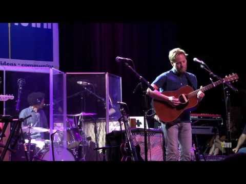 Rogue Wave - "Figured It Out" (eTown webisode #423)