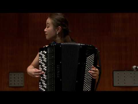 Hanzhi plays Etincelles - Moritz Moszkovski