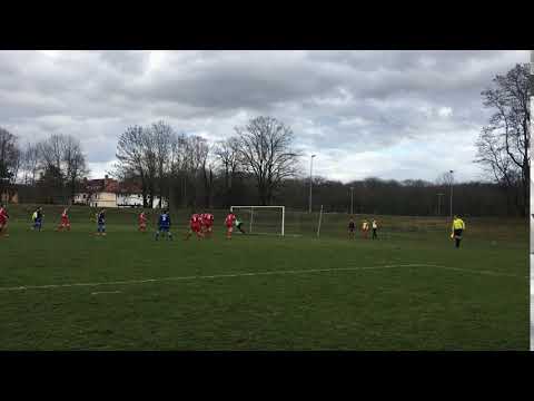 Alex Logwin im Nachschuss erfolgreich gegen TSV Wahren