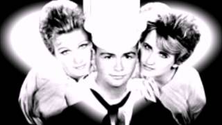 Download lagu Fleetwoods - Eddie My Love mp3 Download lagu Fleetwoods - Eddie My Love mp3