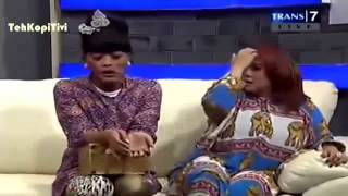 Download lagu OVJ - Zaskia Batik Koki versi OVJ Kudeta Konspirasi mp3